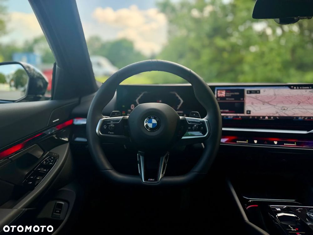 BMW Seria 5 520d xDrive mHEV M Sport - 6