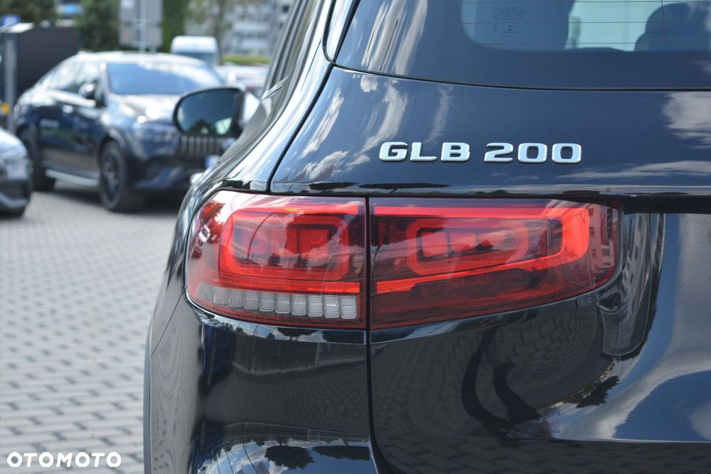 Mercedes-Benz GLB 200 Style 7G-DCT - 9
