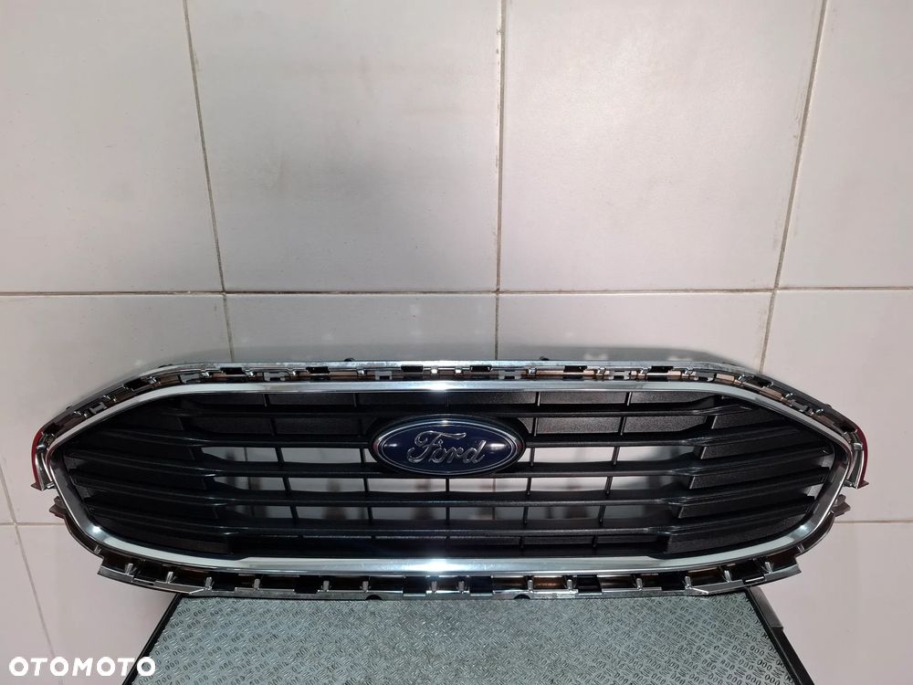 Grill atrapa zderzaka znaczek Ford Tourneo Connect 2022 rok mk2 lift nr KT1B8200B - 1