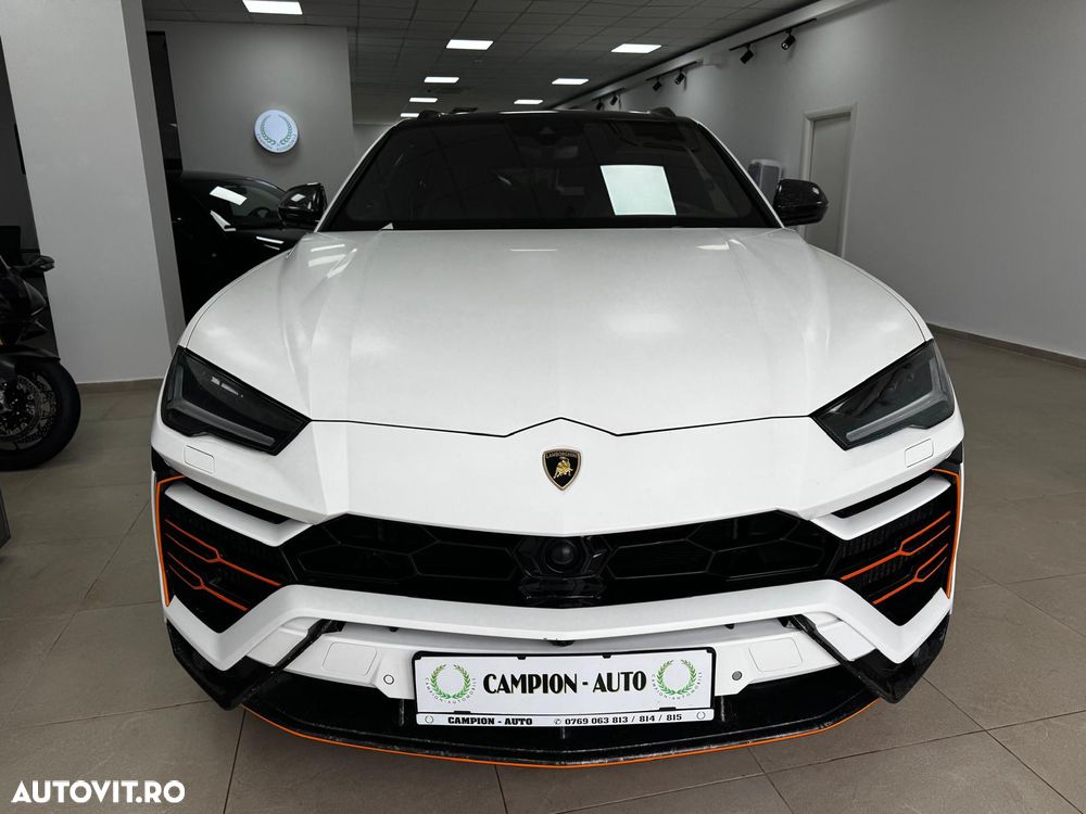 Lamborghini URUS Standard - 36