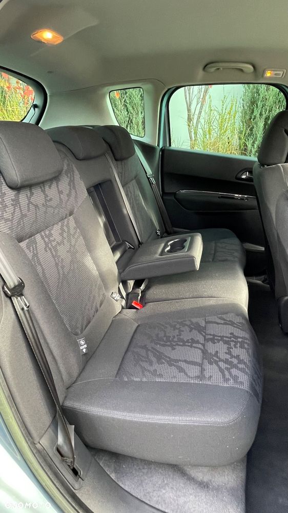 Peugeot 3008 2.0 HDi HYbrid4 - 26