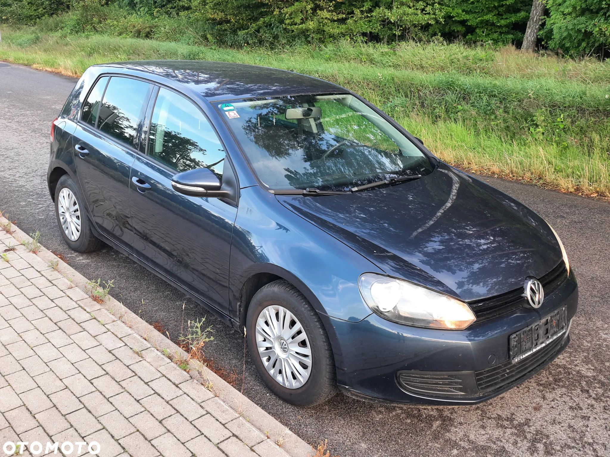 Volkswagen Golf 1.6 Trendline - 1