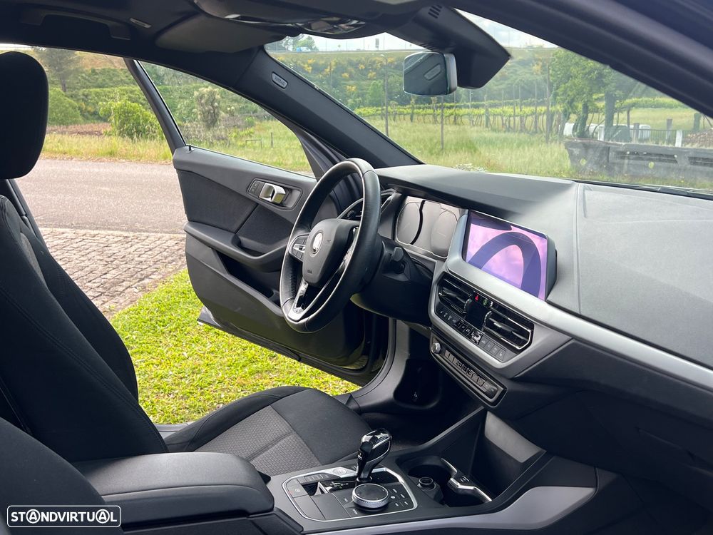 BMW 118 i Aut. Advantage - 8