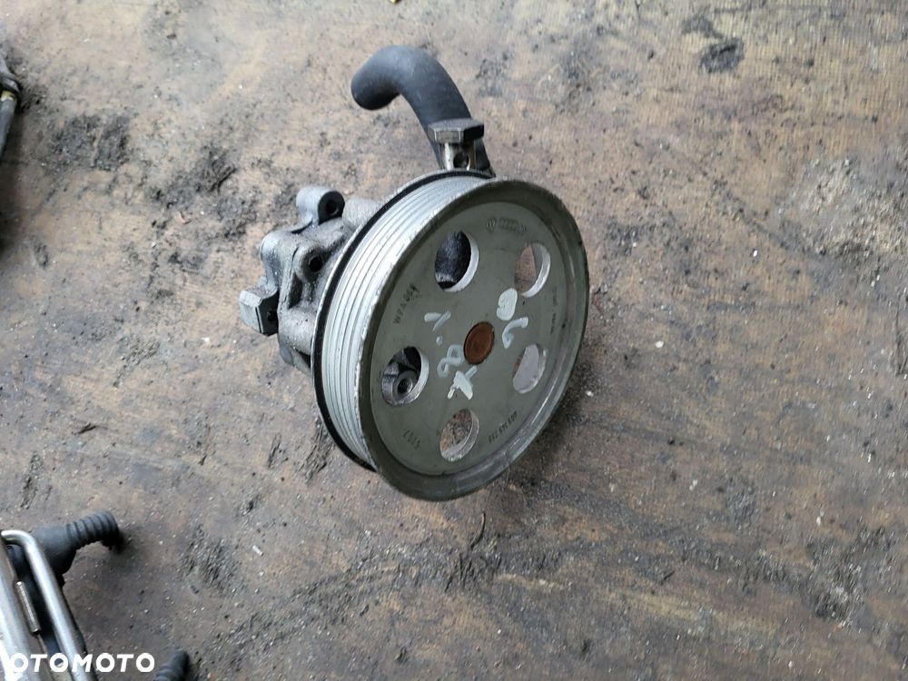 Pompa wspomagania audi a4 b6 1.8 turbo
