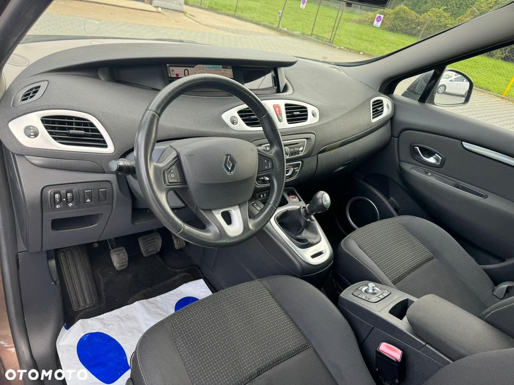 Renault Grand Scenic TCe 130 Dynamique - 10