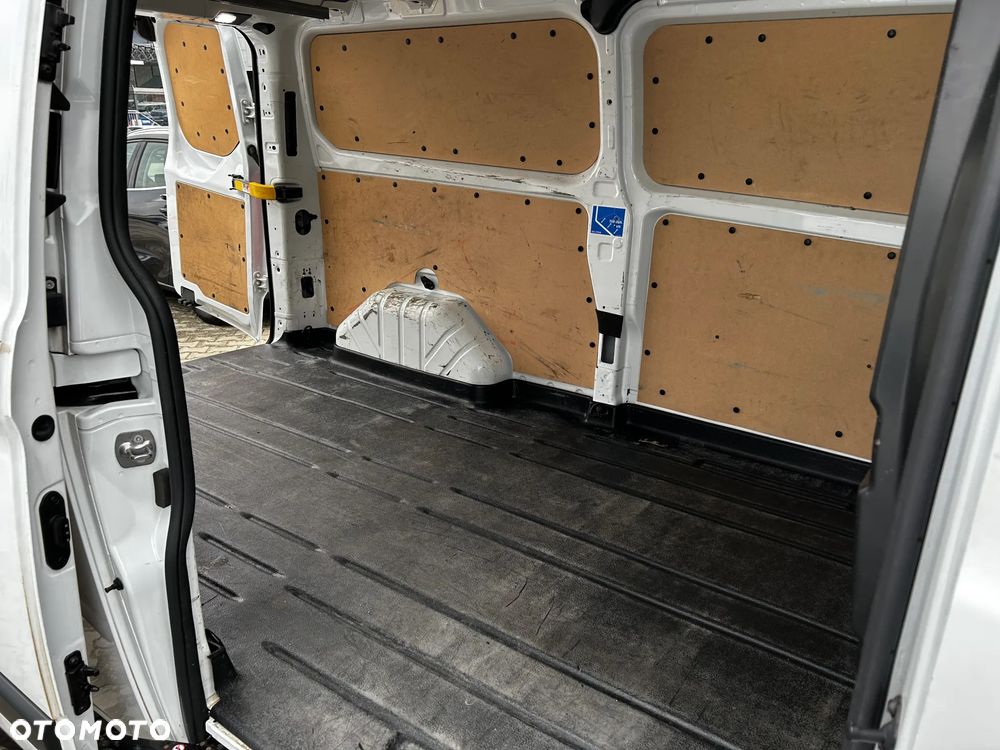 Ford Transit Custom - 19