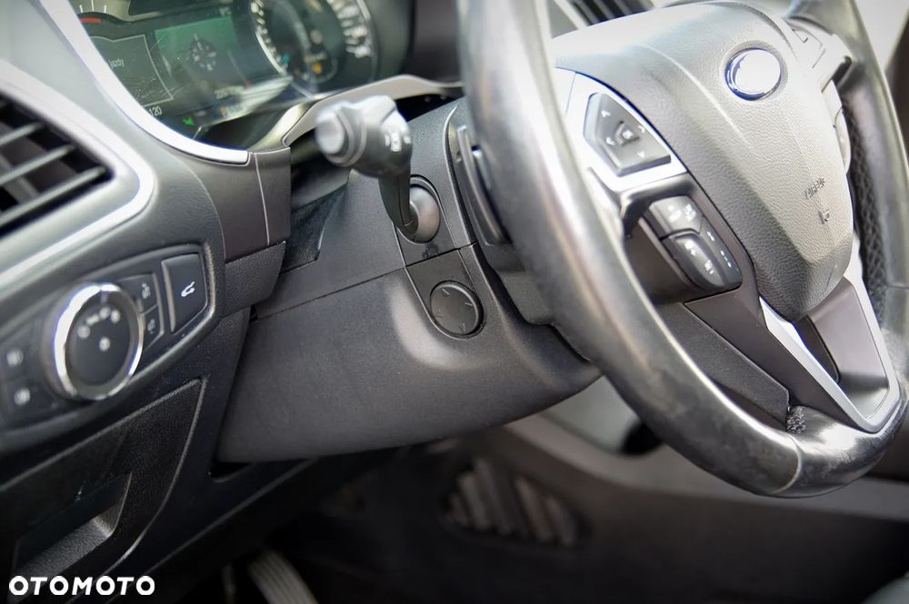 Ford S-Max 2.0 TDCi 4WD Titanium PowerShift - 33