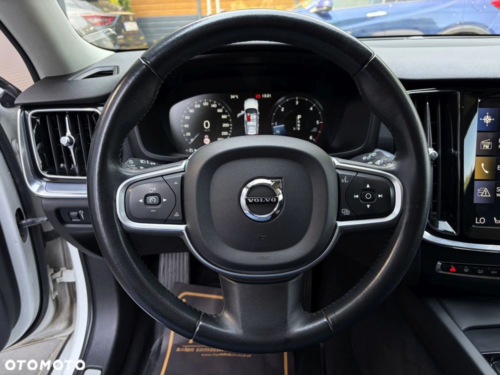 Volvo V60 D4 Geartronic Momentum Pro - 22