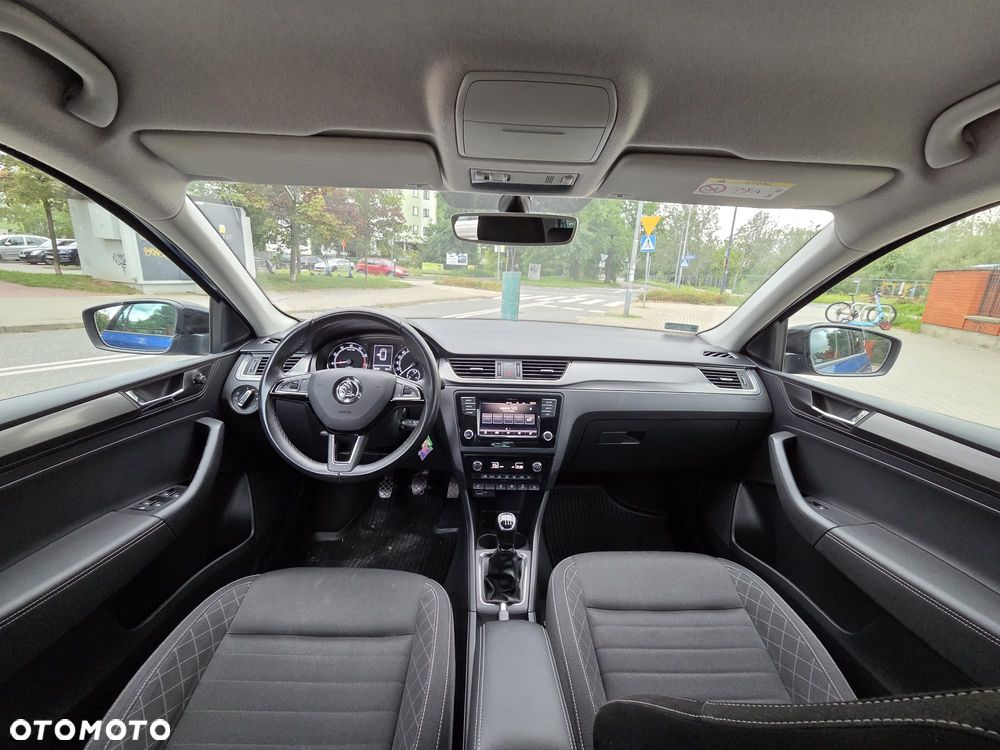 Skoda RAPID Spb 1.0 TSI Style - 9