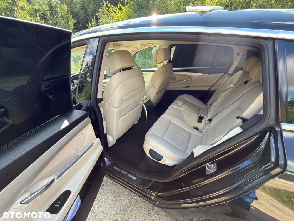 BMW 5GT 520d - 13