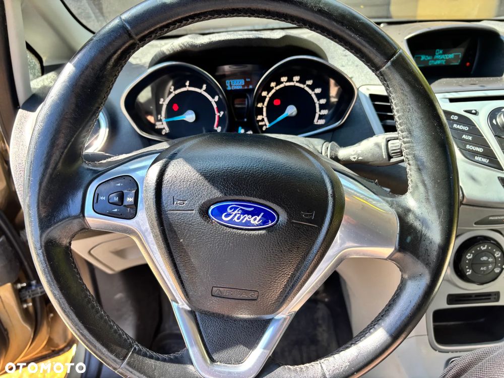 Ford Fiesta 1.25 Silver X - 11