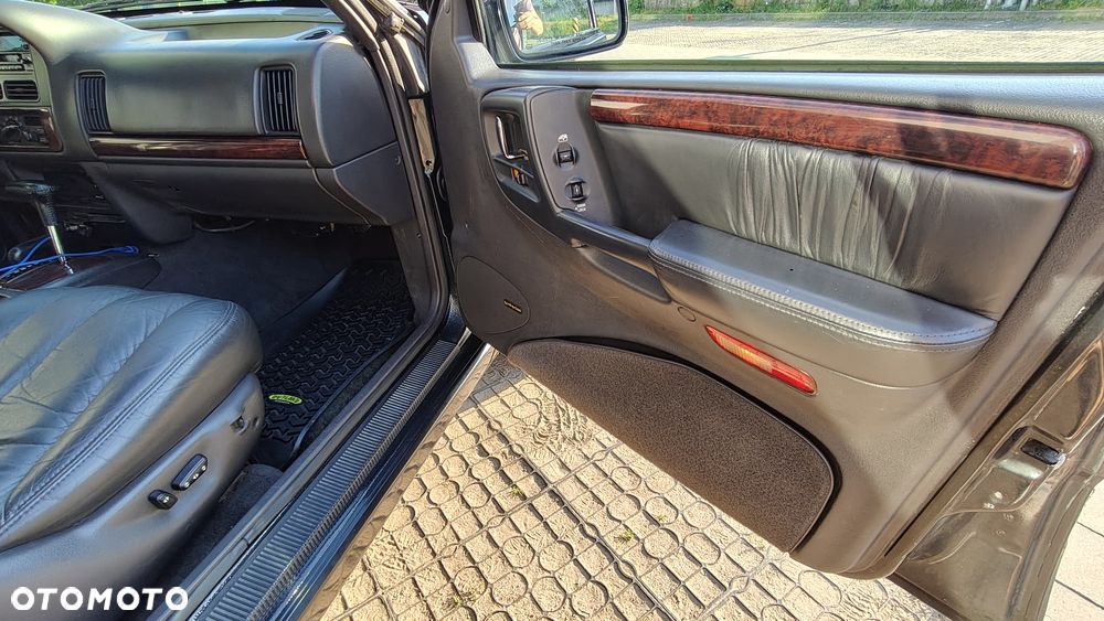 Jeep Grand Cherokee 5.9 Limited - 11