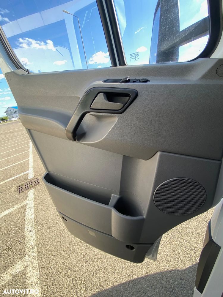 Mercedes-Benz SPRINTER 4x4 - 13
