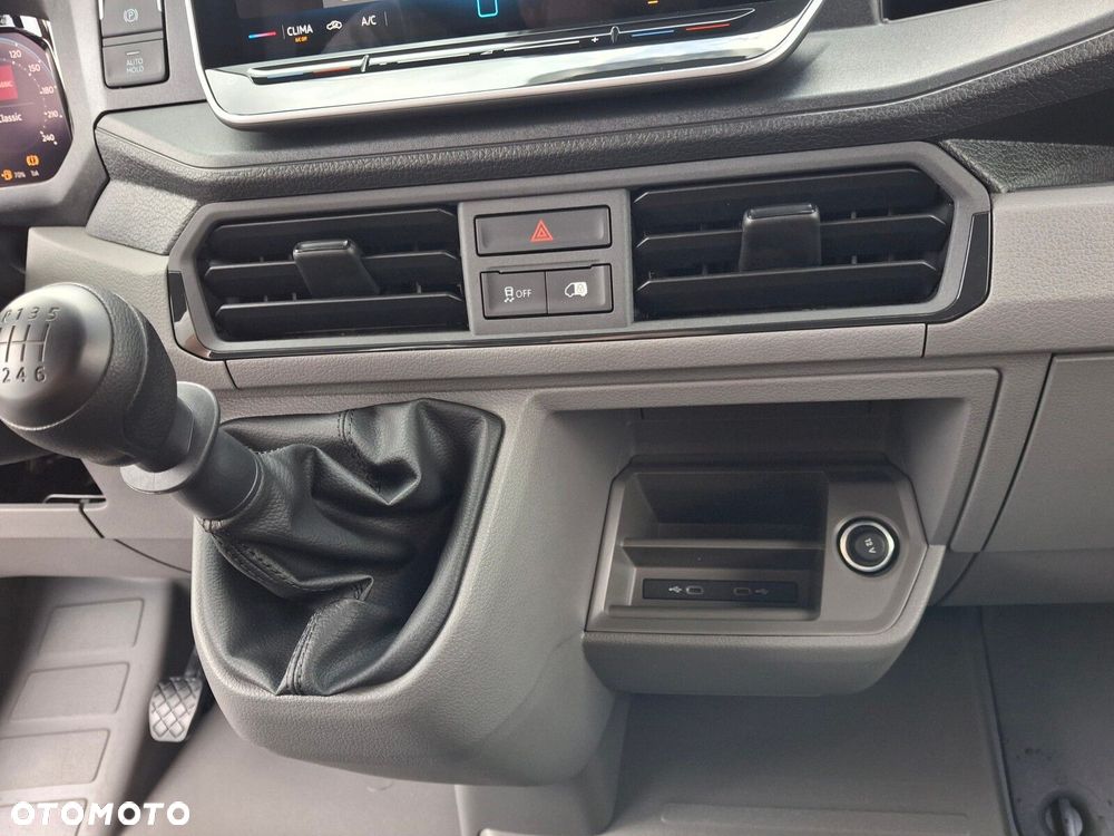 Volkswagen Crafter - 23