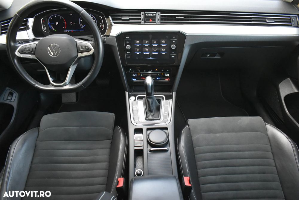 Volkswagen Passat 2.0 TDI DSG Highline - 17