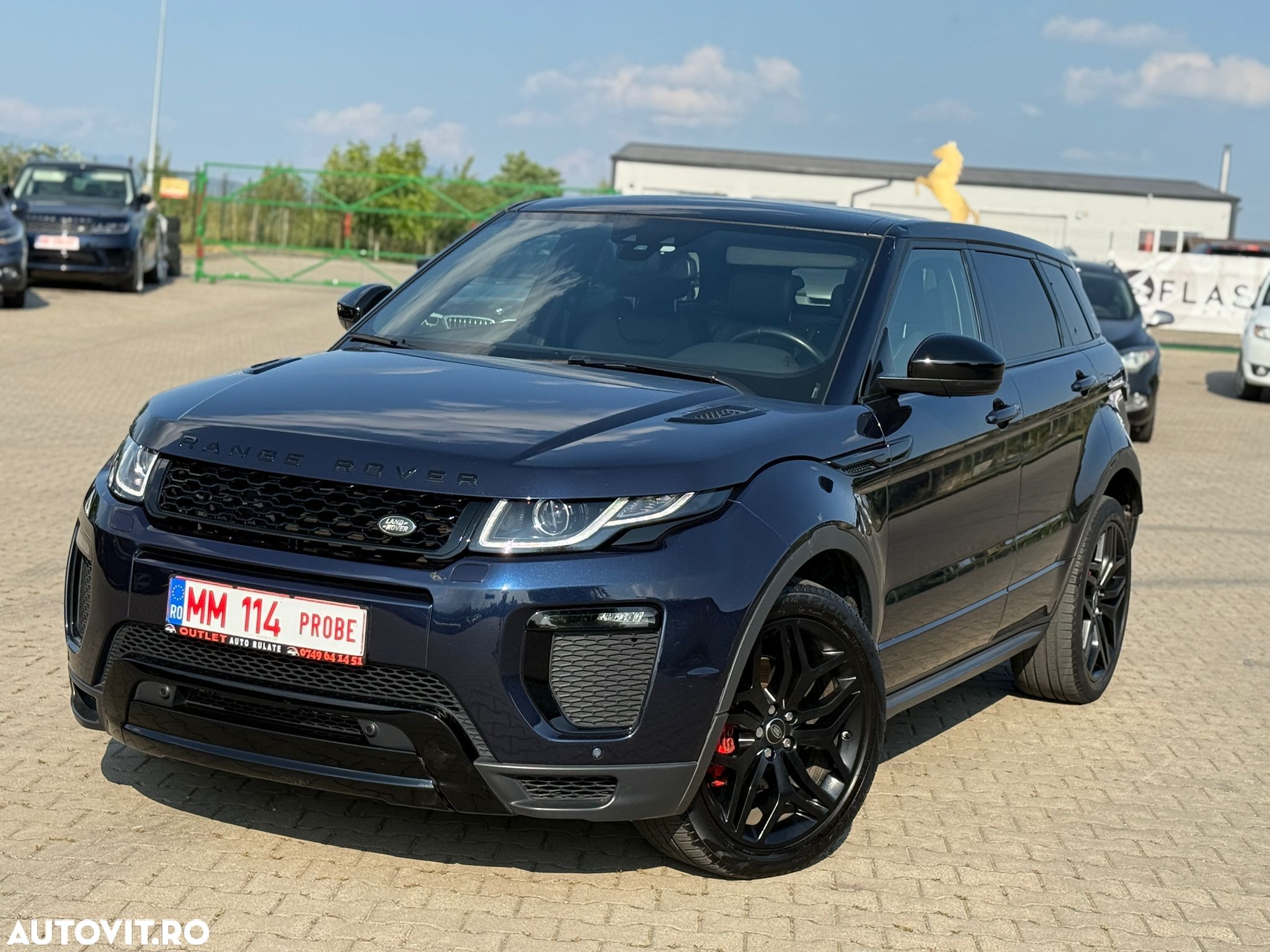 Land Rover Range Rover Evoque - 1