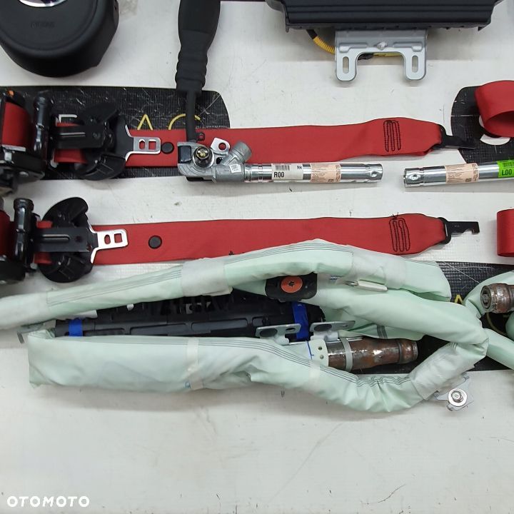 KIA STINGER DESKA ROZDZIELCZA KONSOLA KOKPIT PULPIT PODUSZKI AIRBAG AIR BAG PASY KURTYNY KIT SET - 12