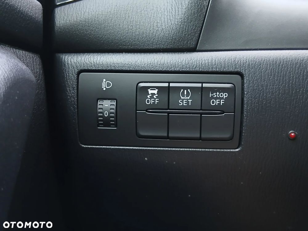 Mazda 3 - 13