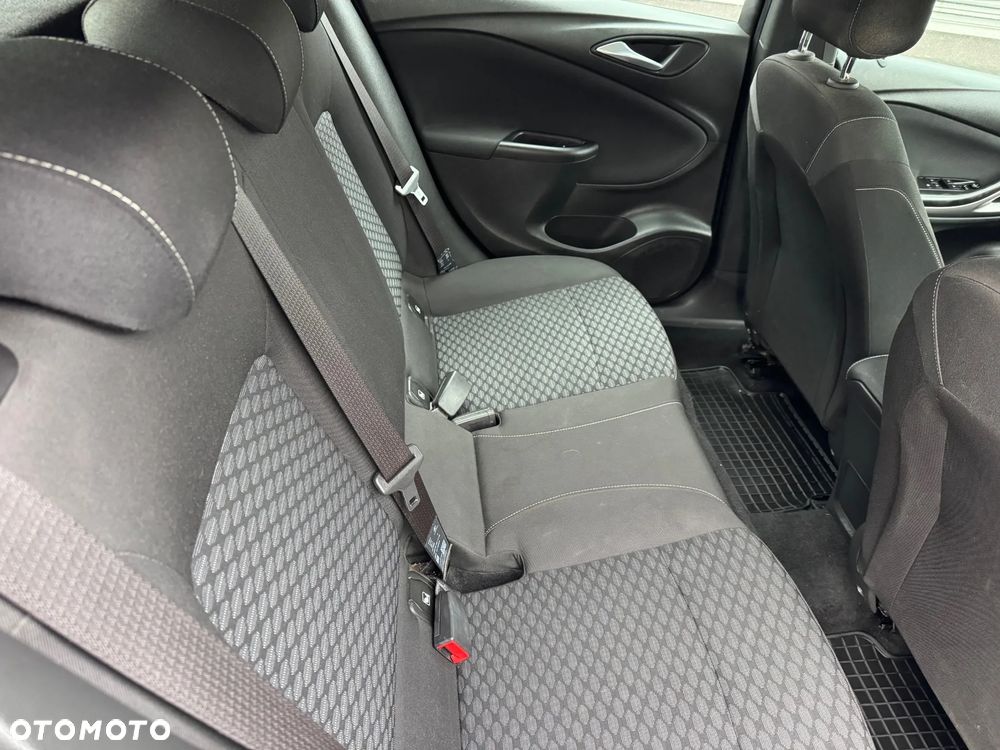 Opel Astra V 1.2 T Edition S&S - 14