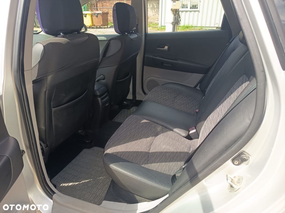 Kia Ceed - 3
