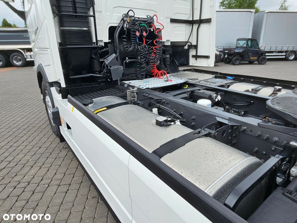 Volvo FH500 XXL PIĘKNA OPCJA!,Zawieszenie przód i tył na poduszkach, - 12