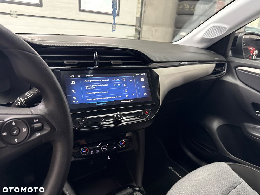 Opel Corsa Standard - 20