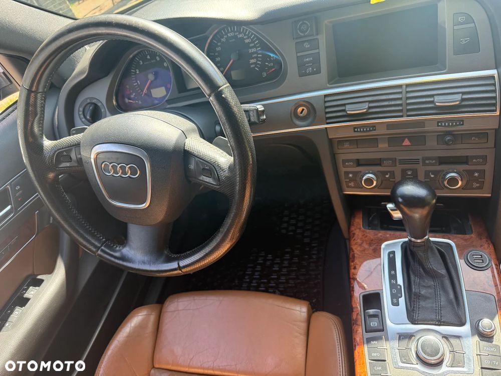Audi A6 Avant 4.2 quattro tiptronic - 20