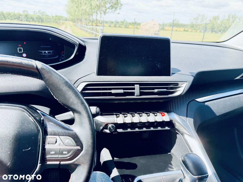 Peugeot 3008 - 13