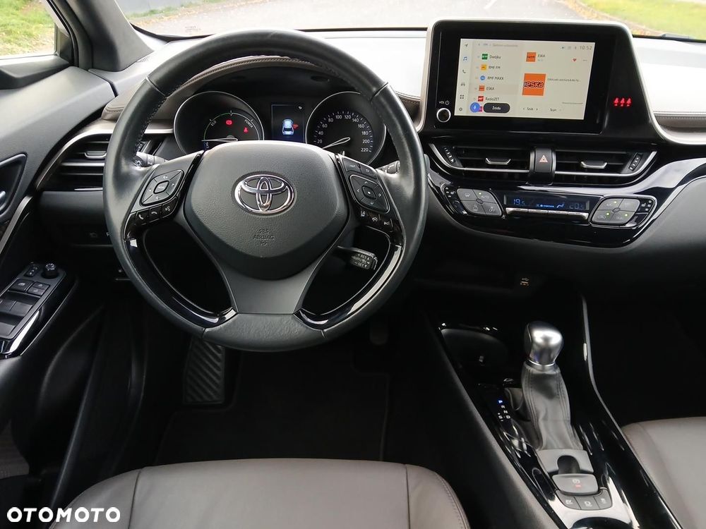 Toyota C-HR 2.0 Hybrid Executive - 13
