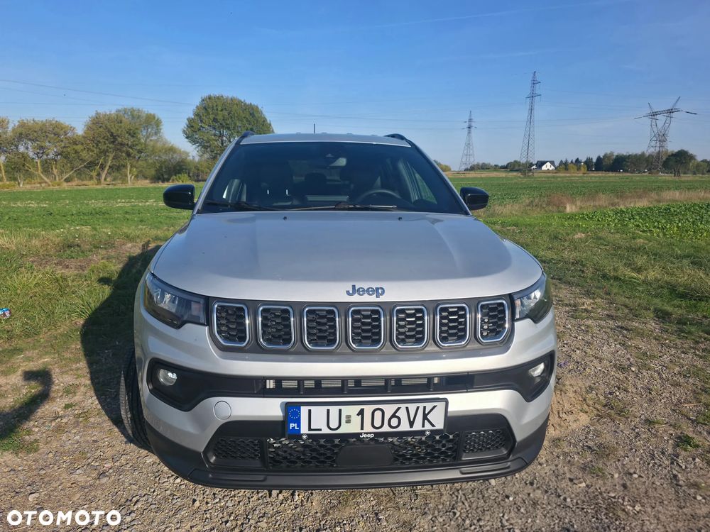 Jeep Compass - 12
