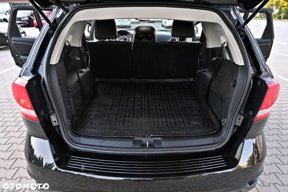 Fiat Freemont 2.0 Multijet Black Code AWD - 33