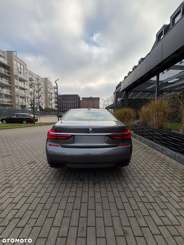 BMW Seria 7 730d xDrive - 5