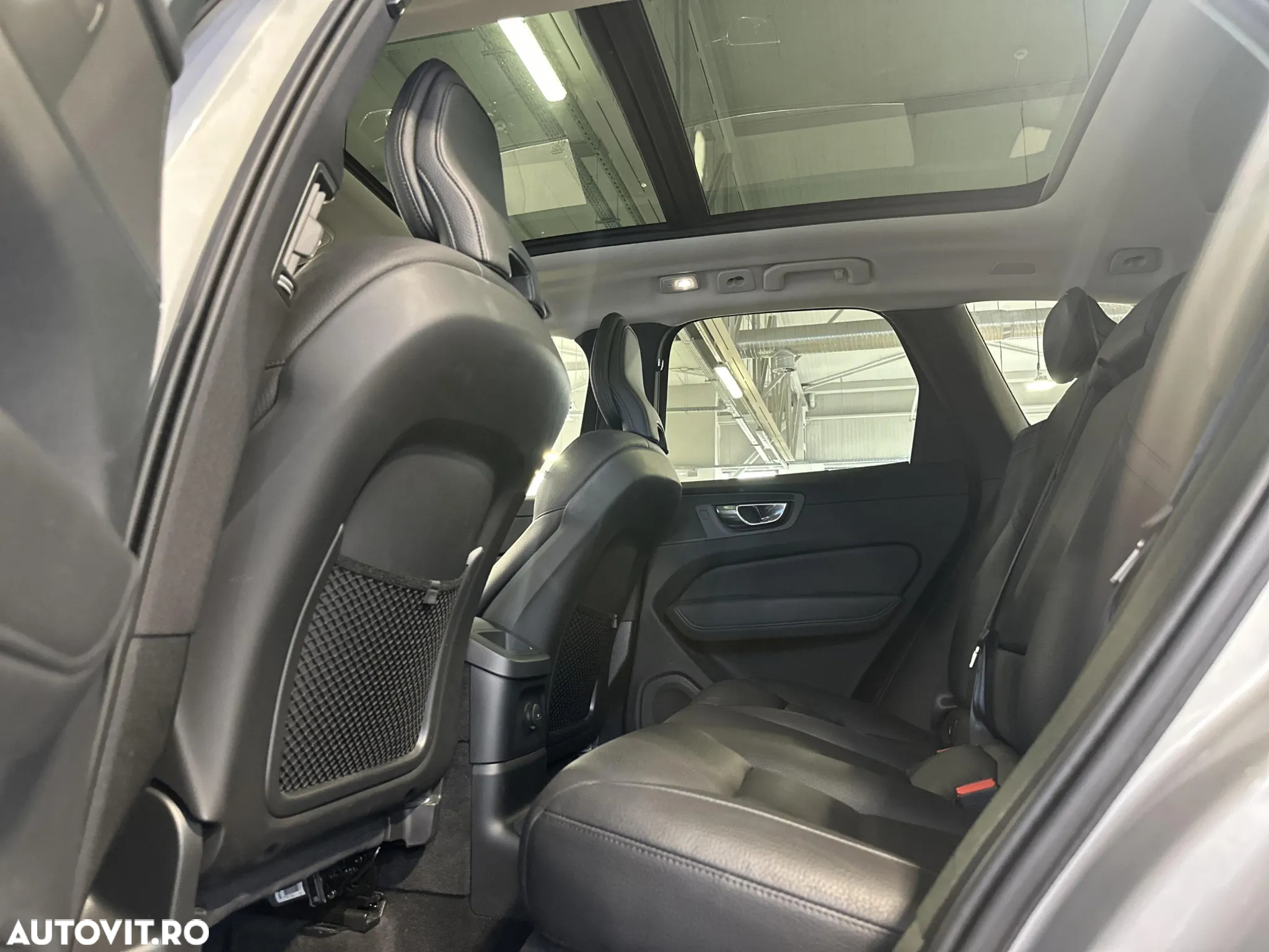 Volvo XC 60 T6 AWD Recharge Geartronic Inscription - 12