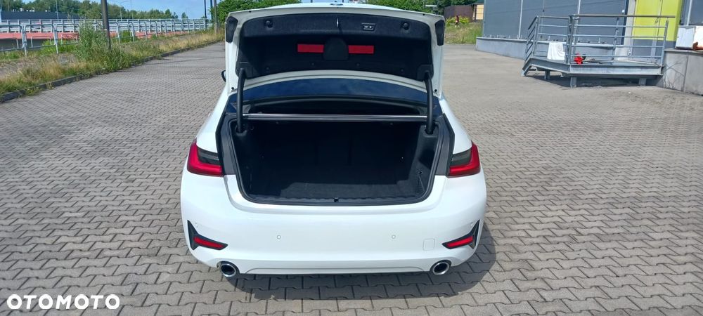 BMW Seria 3 320d xDrive MHEV Advantage - 20