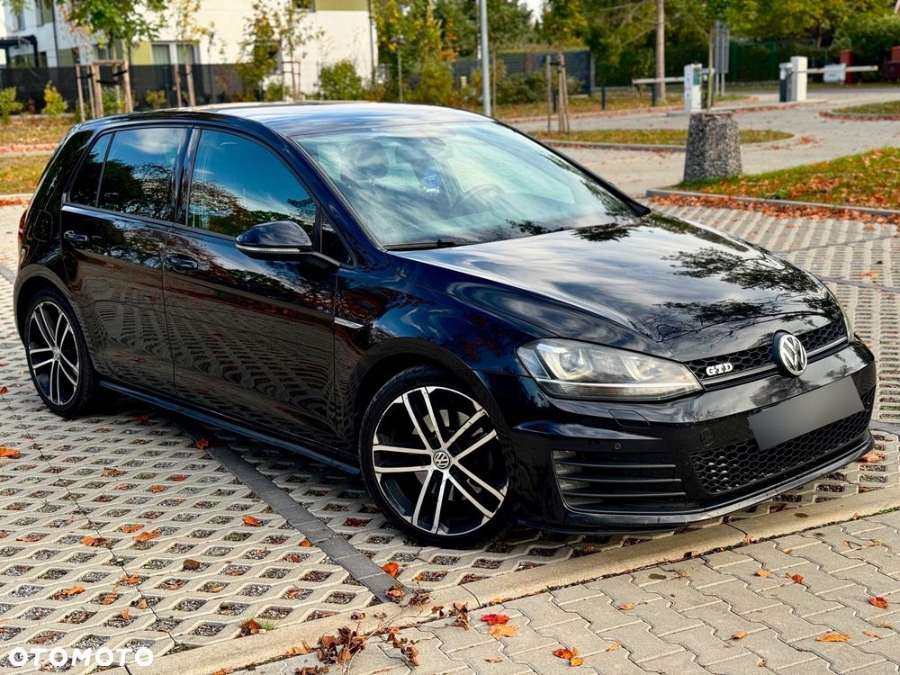 Volkswagen Golf 2.0 TDI BMT GTD DSG - 2