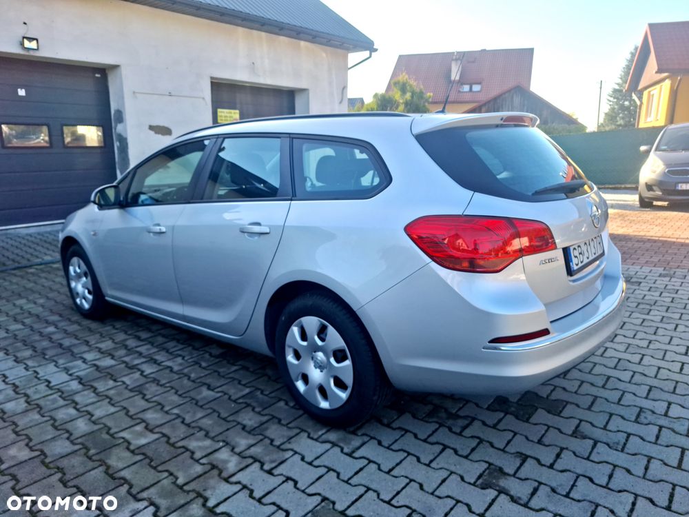 Opel Astra - 19