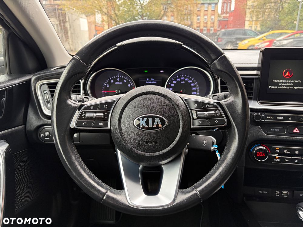 Kia Ceed 1.4 T-GDI DCT OPF Platinum Edition - 21