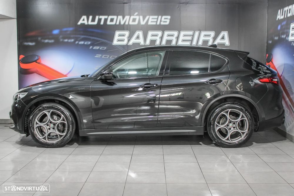 Alfa Romeo Stelvio 2.2 D Sprint AT8 - 8