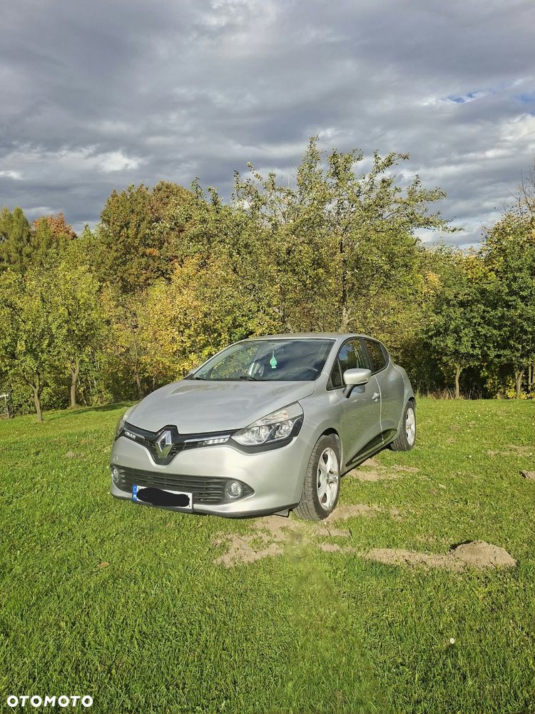 Renault Clio 2015 photo 2
