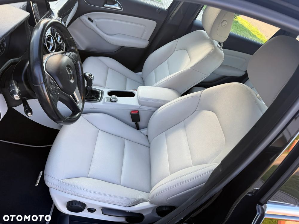 Mercedes-Benz Klasa B 200 CDI (BlueEFFICIENCY) - 20