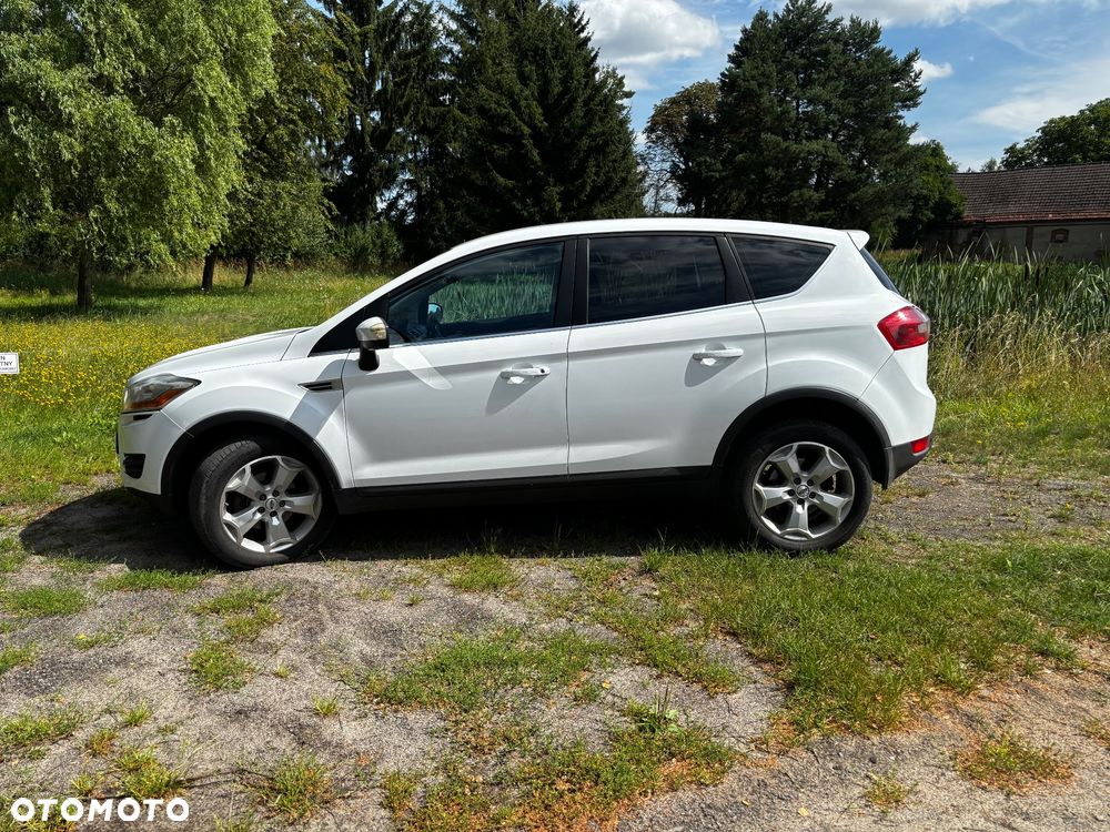 Ford Kuga 2.0 TDCi Titanium - 3