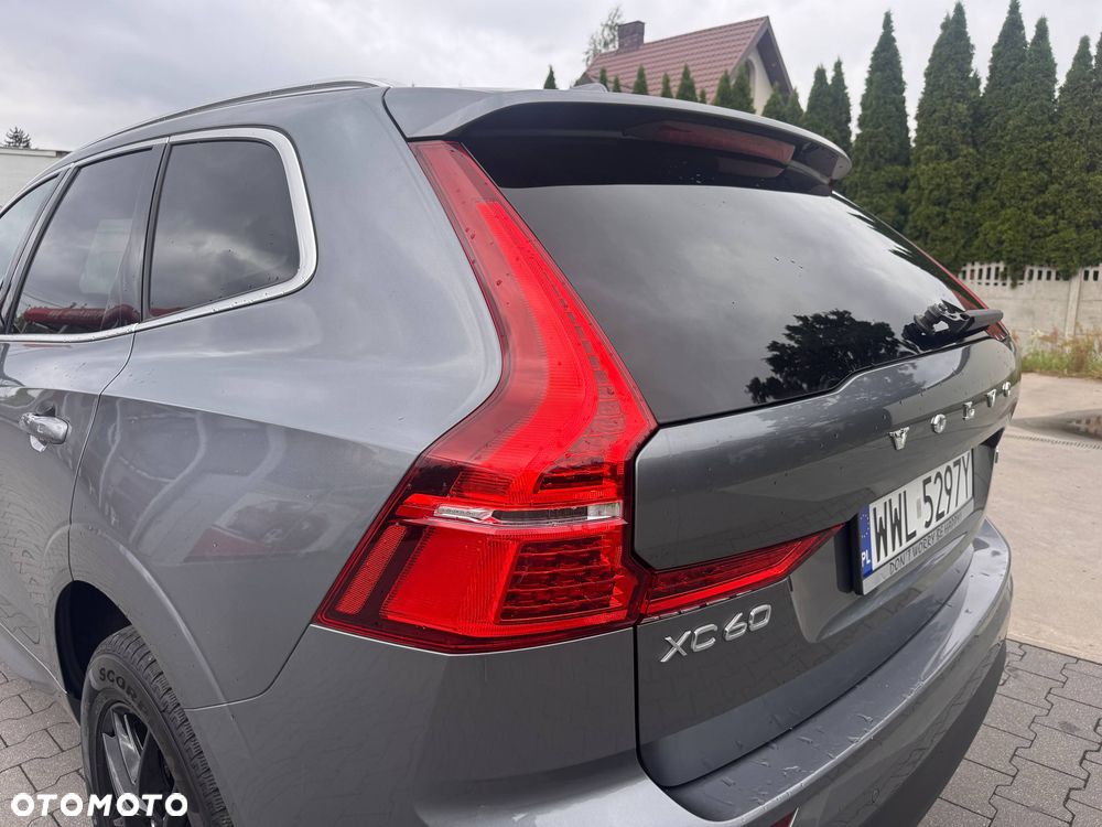 Volvo XC 60 B4 D Geartronic Momentum Pro - 3