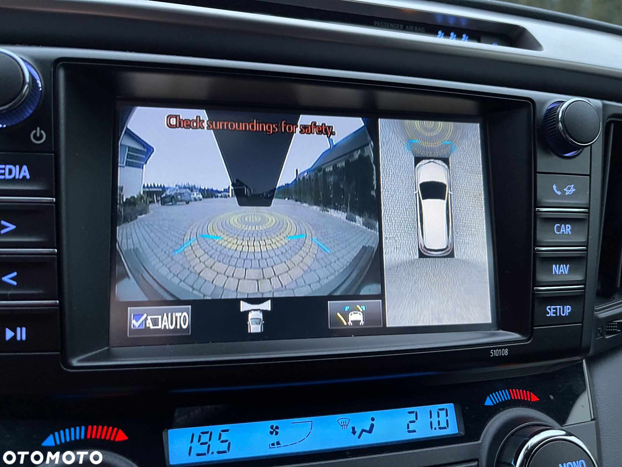 Toyota RAV4 Hybrid Prestige 4x4 - 30