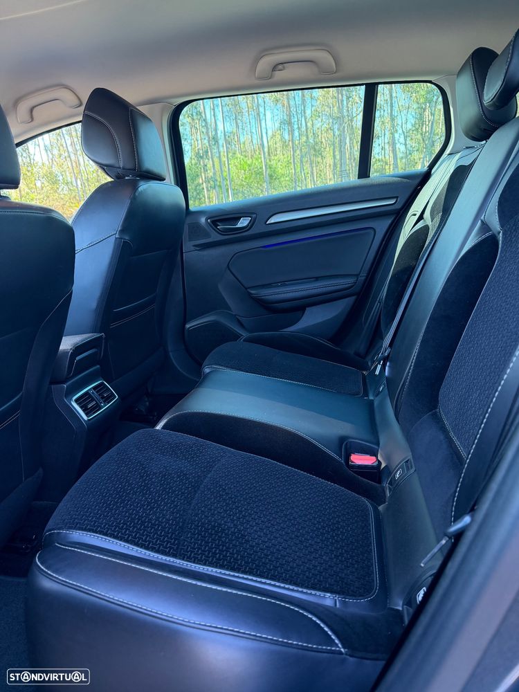 Renault Mégane Sport Tourer dCi 110 FAP EDC Dynamique - 8