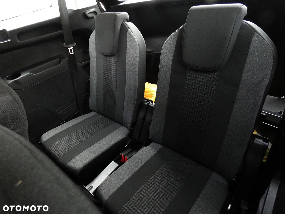 Peugeot 5008 1.6 BlueHDI Allure S&S - 28