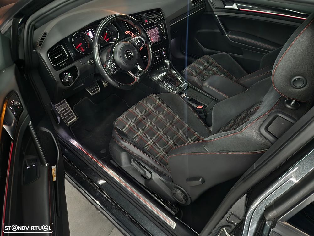 VW Golf 2.0 TSi GTi DSG - 7