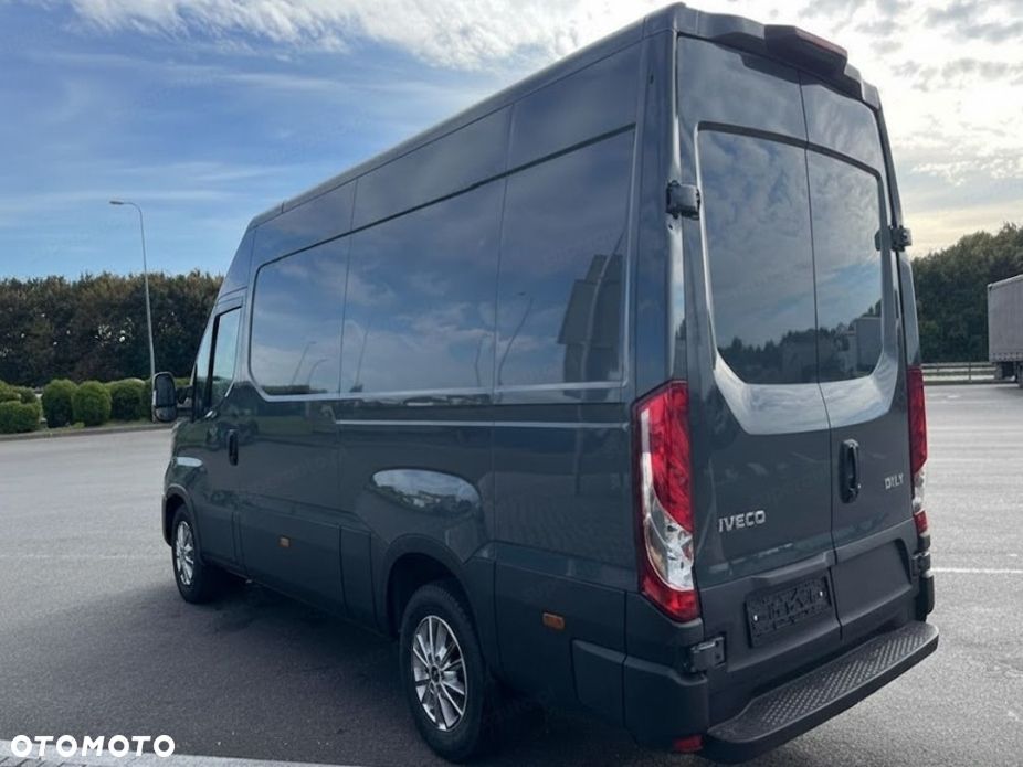 Iveco Daily 12m3 Hi-Matic L3H2 2.3 156KM - 4