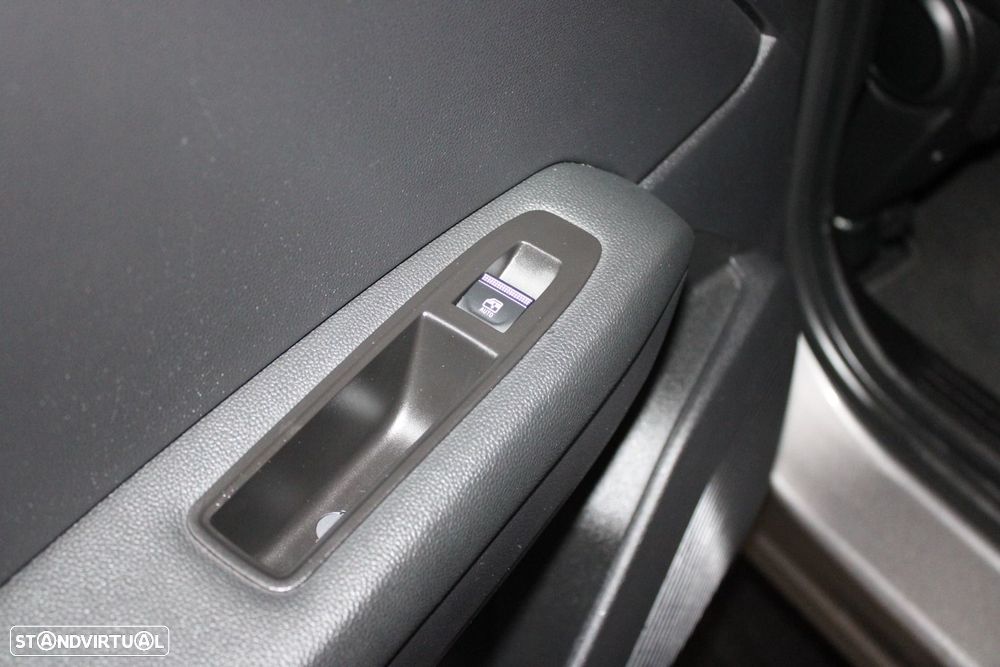 Renault Captur 1.0 TCe Techno - 32