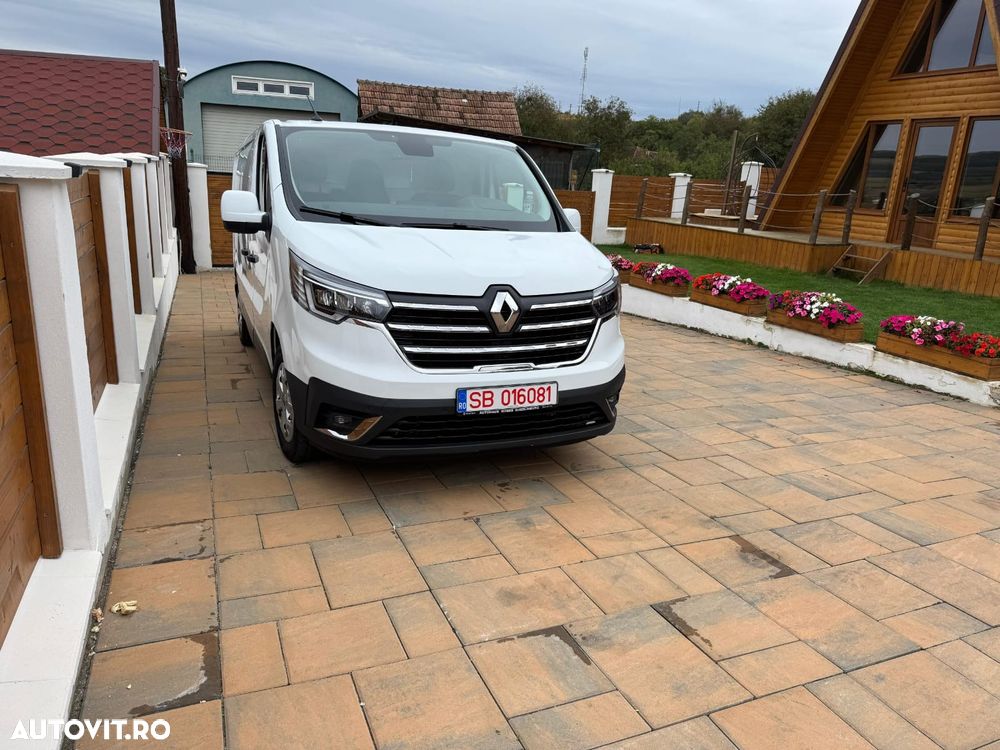Renault Trafic - 2