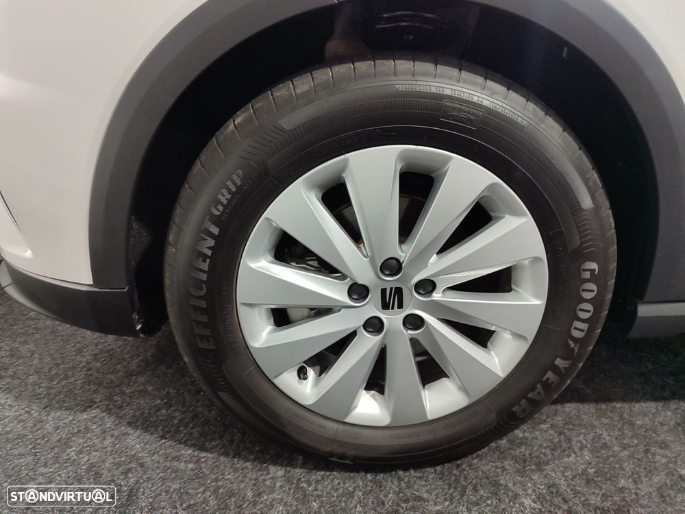 SEAT Arona 1.0 TSI Wave Plus DSG - 38